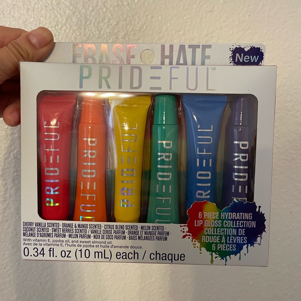 PRIDEFUL lipgloss collection NIB